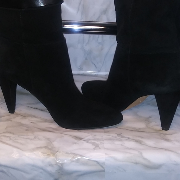 Boots. - Picture 9 of 11